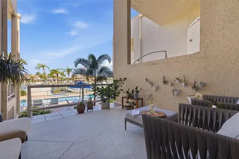 722 Pinellas Bayway S Tierra Verde FL 33715