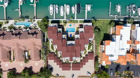 722 Pinellas Bayway S Tierra Verde FL 33715