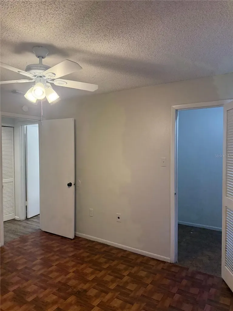 3827 Bay Club Circle Kissimmee FL 34741