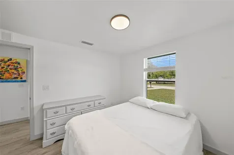 1801 E Knollwood Street Tampa FL 33610