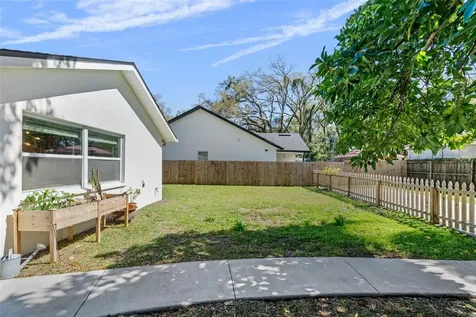 1801 E Knollwood Street Tampa FL 33610