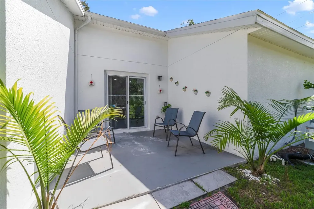 1104 W 3rd Street Sanford FL 32771