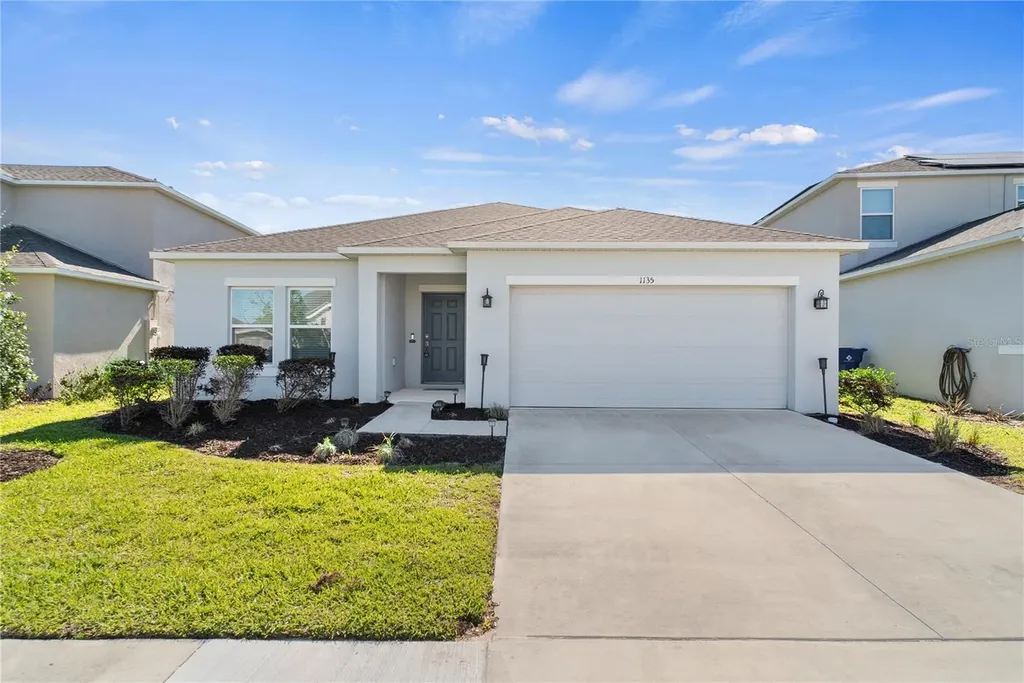 1135 Calico Pointe Circle Groveland FL 34736