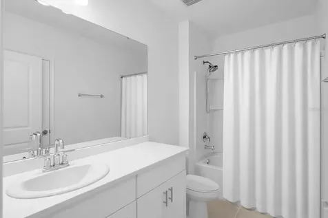 1135 Calico Pointe Circle Groveland FL 34736