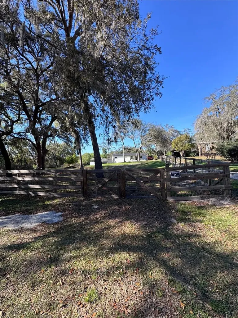 10731 Libby Number 3 Road Clermont FL 34715