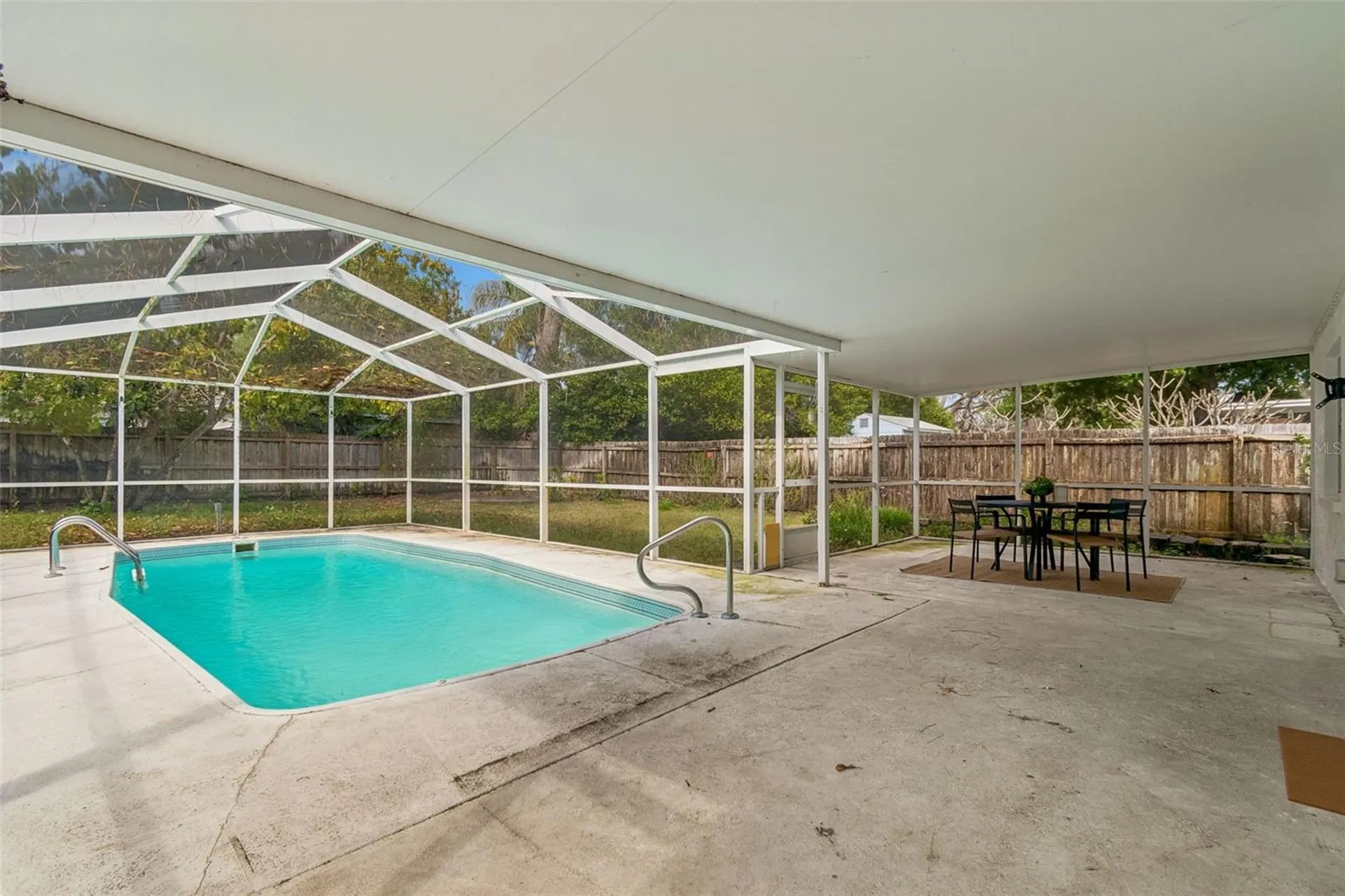 1105 E Oakwood Street Tarpon Springs FL 34689