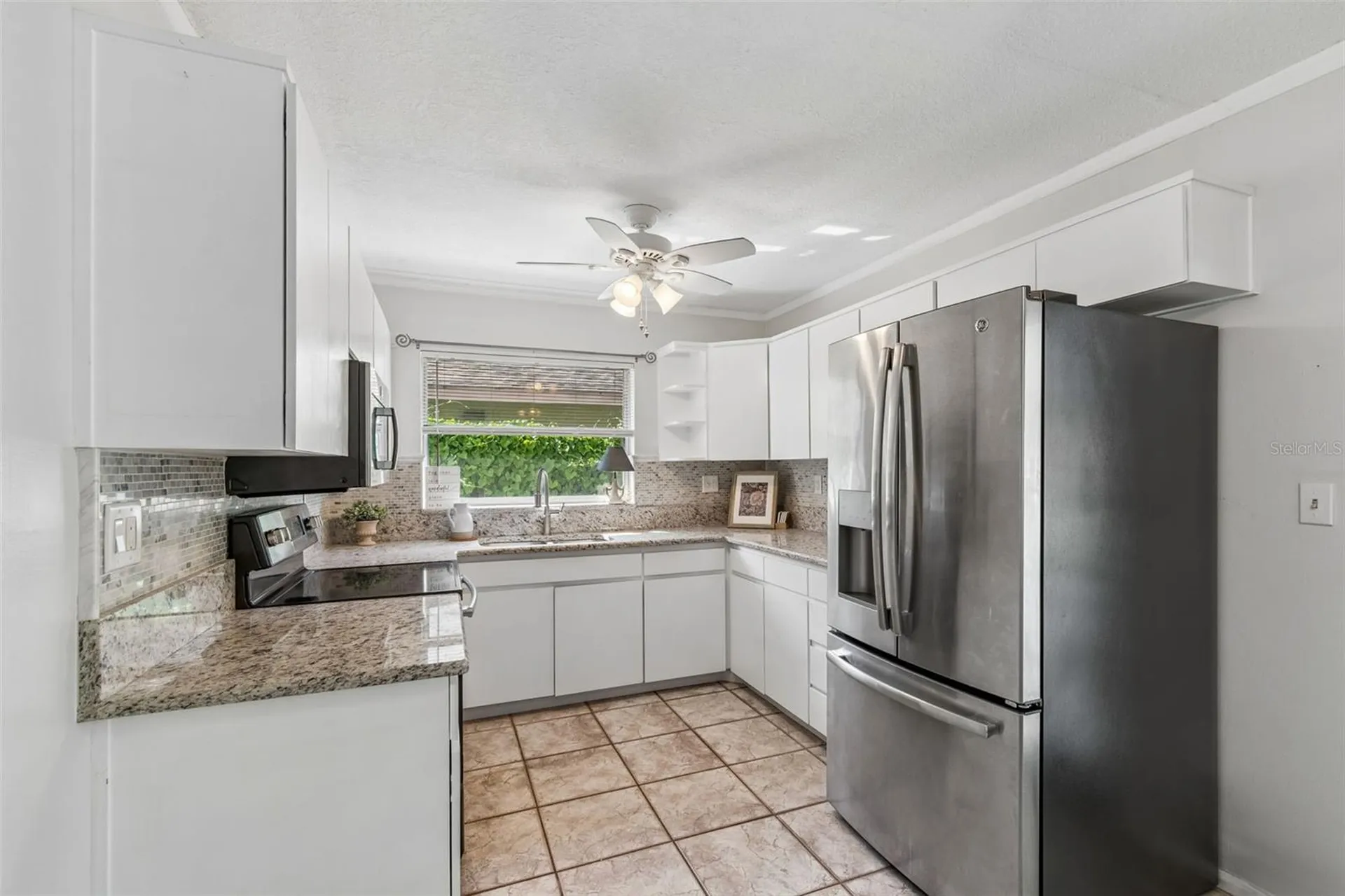 1105 E Oakwood Street Tarpon Springs FL 34689