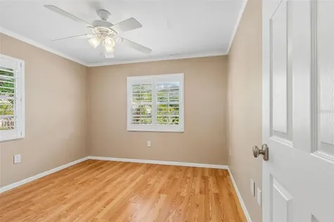 1105 E Oakwood Street Tarpon Springs FL 34689