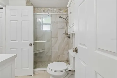 1105 E Oakwood Street Tarpon Springs FL 34689