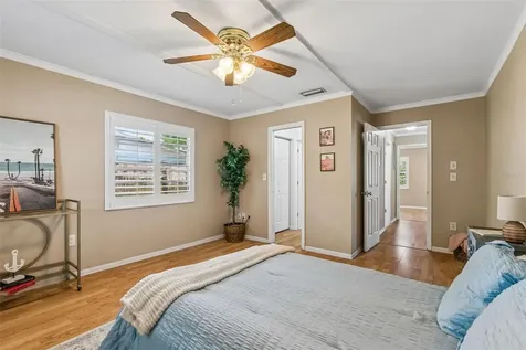 1105 E Oakwood Street Tarpon Springs FL 34689