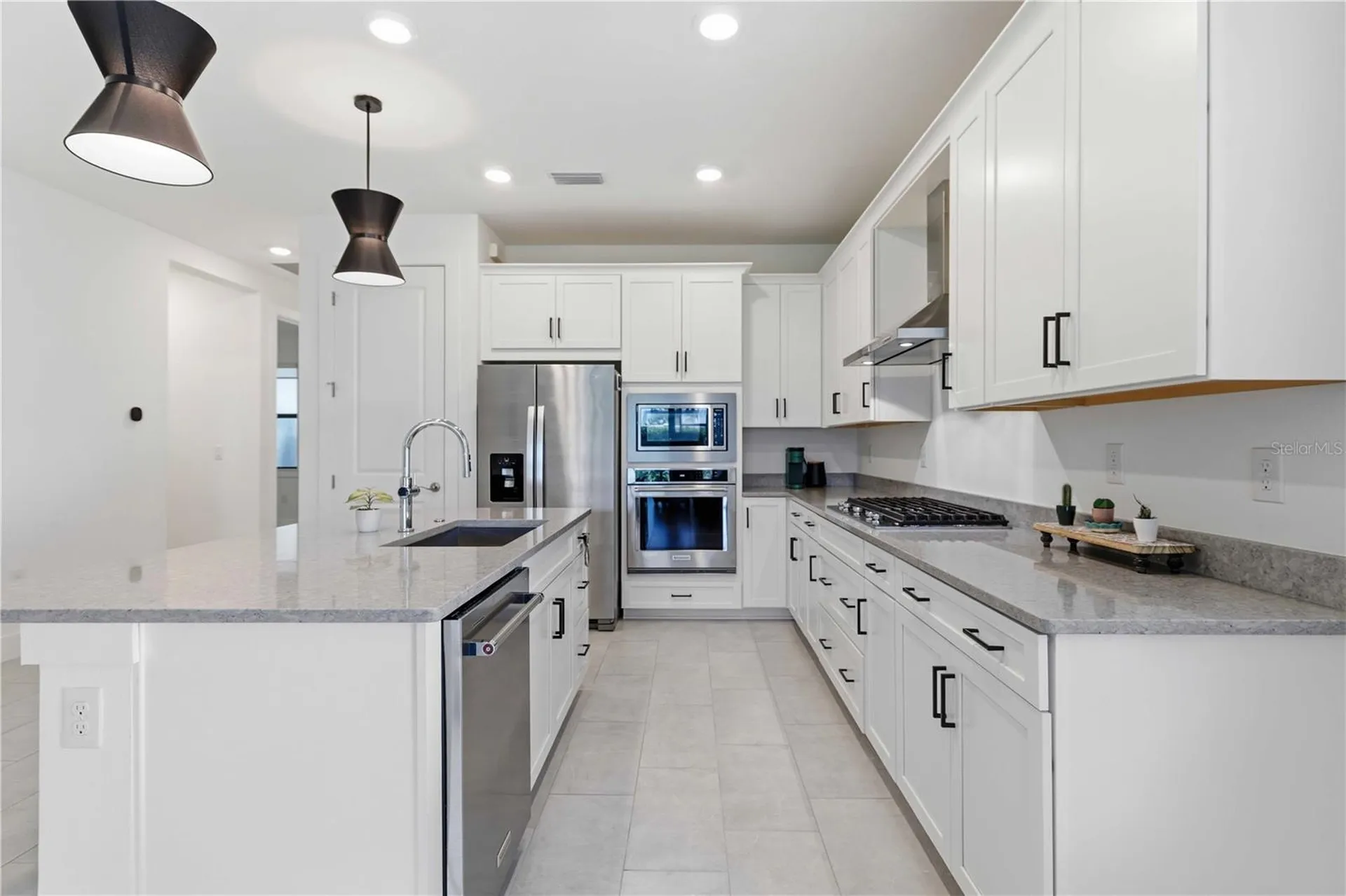 18516 Dayspring Place Venice FL 34293