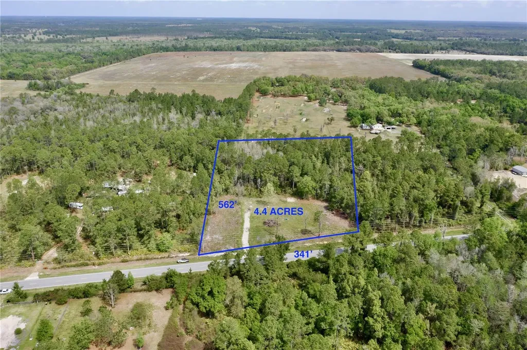 8798 E Highway 318 Citra FL 32113