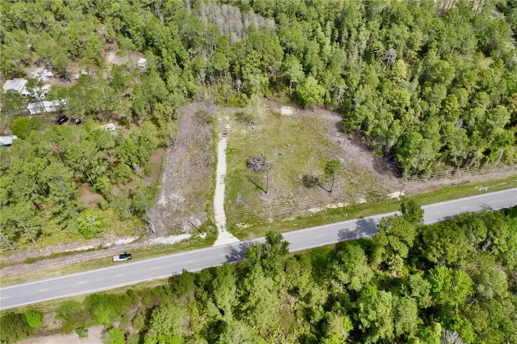 8798 E Highway 318 Citra FL 32113