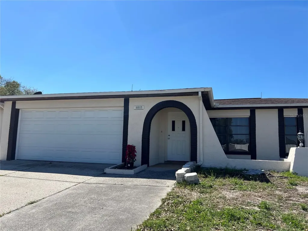 9303 Morehead Lane Port Richey FL 34668