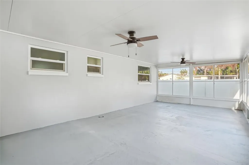 7840 Gulf Way Hudson FL 34667