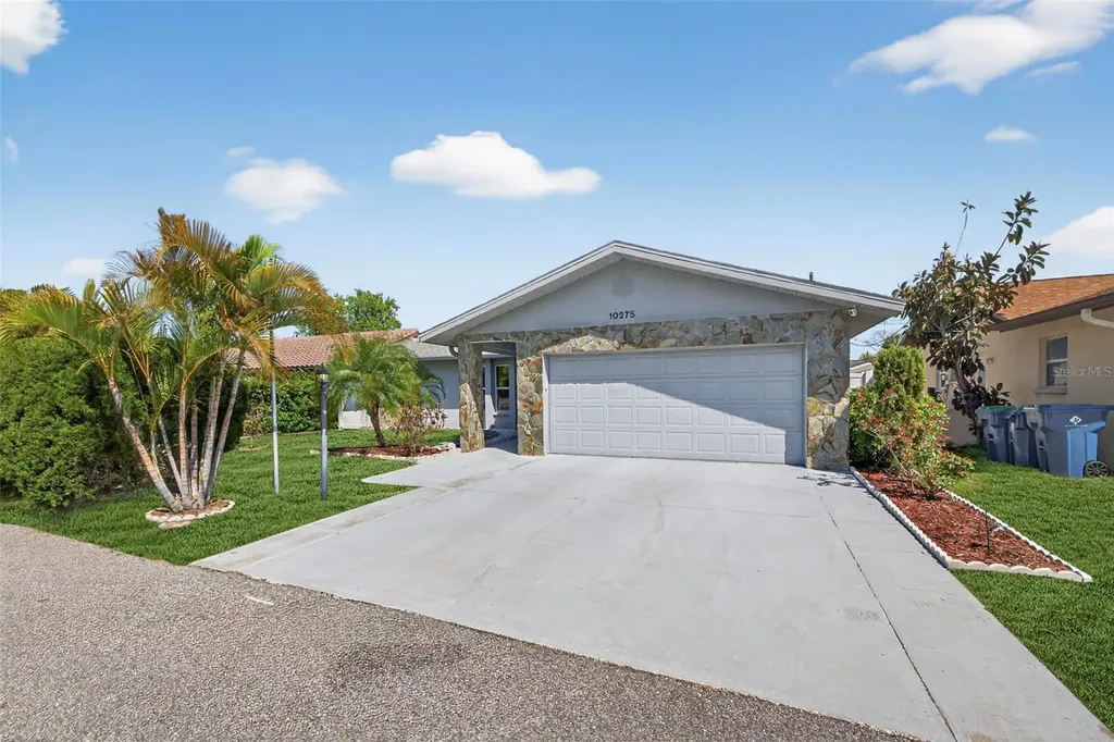 10275 113th Street Seminole FL 33778