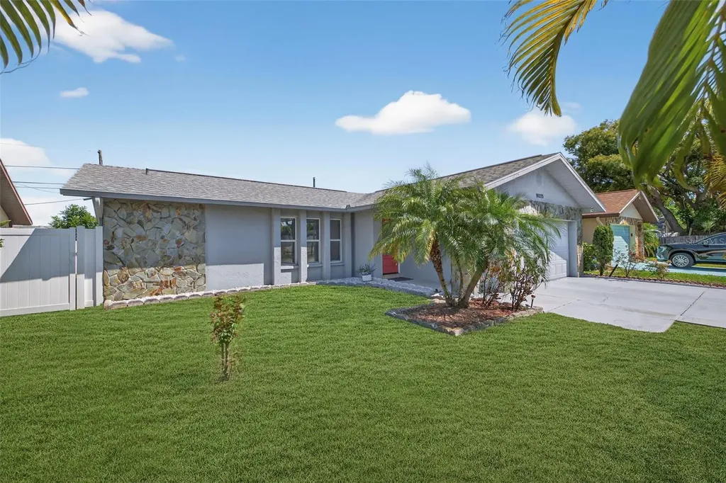 10275 113th Street Seminole FL 33778