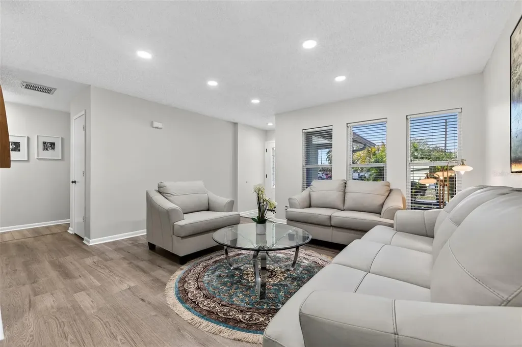10275 113th Street Seminole FL 33778