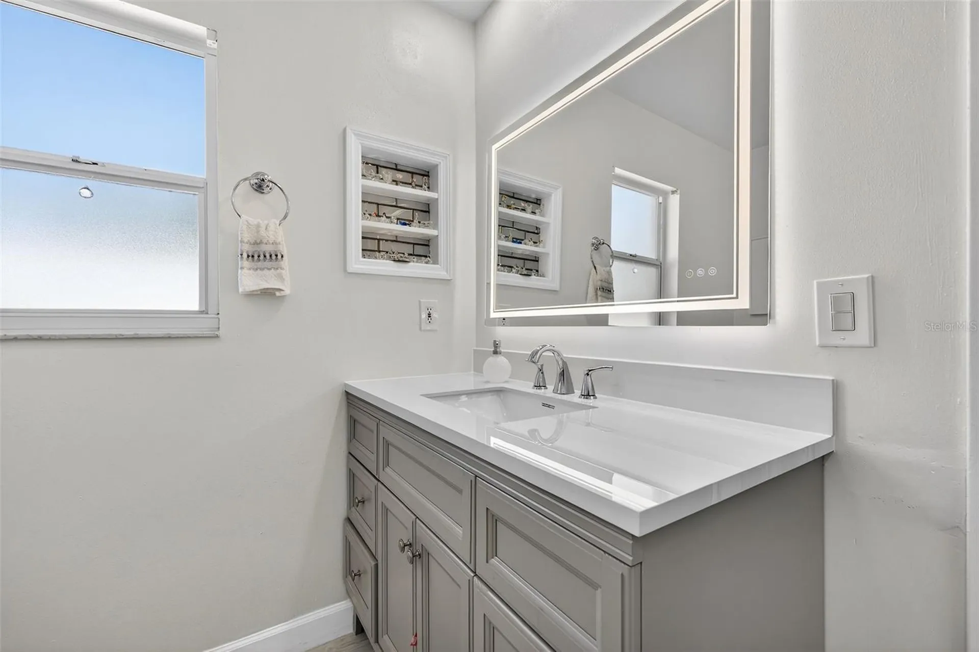 10275 113th Street Seminole FL 33778