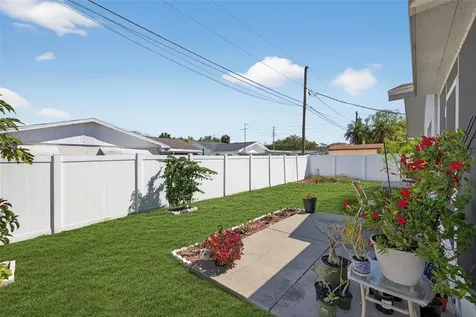 10275 113th Street Seminole FL 33778