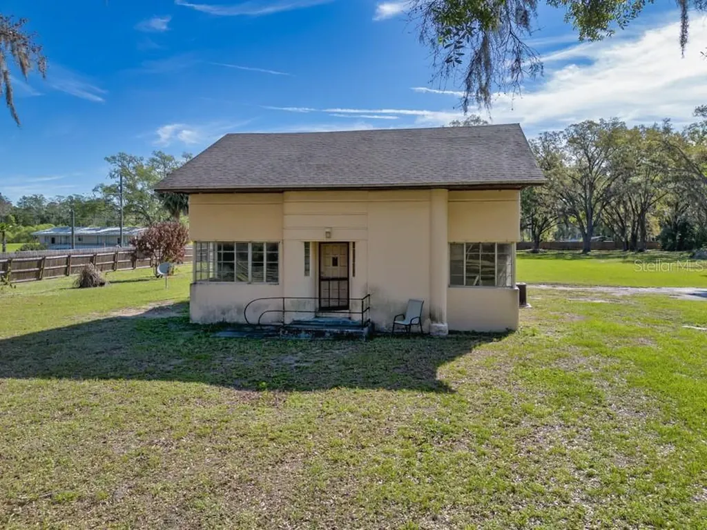 6919 Orient Road Tampa FL 33610