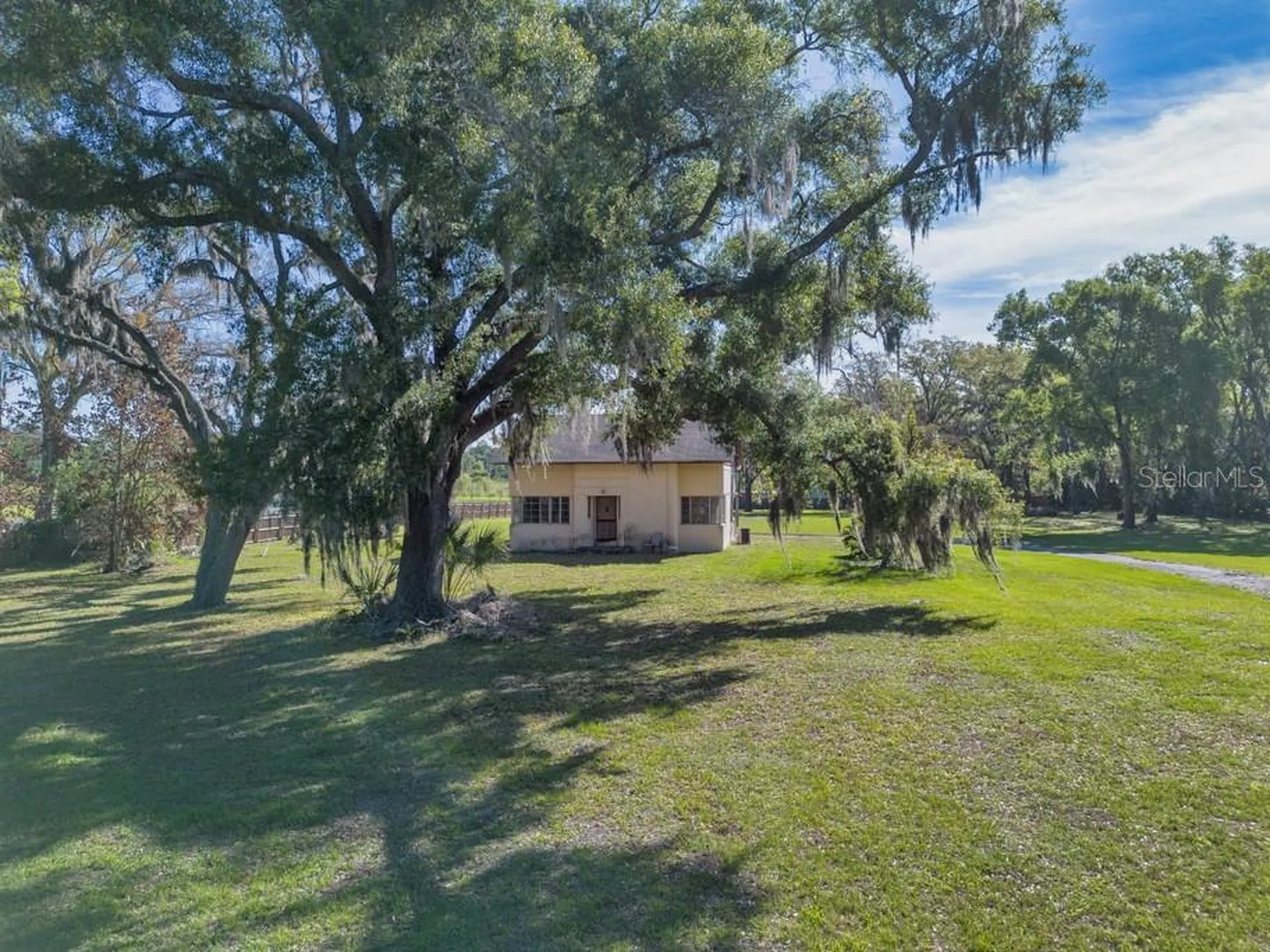 6919 Orient Road Tampa FL 33610