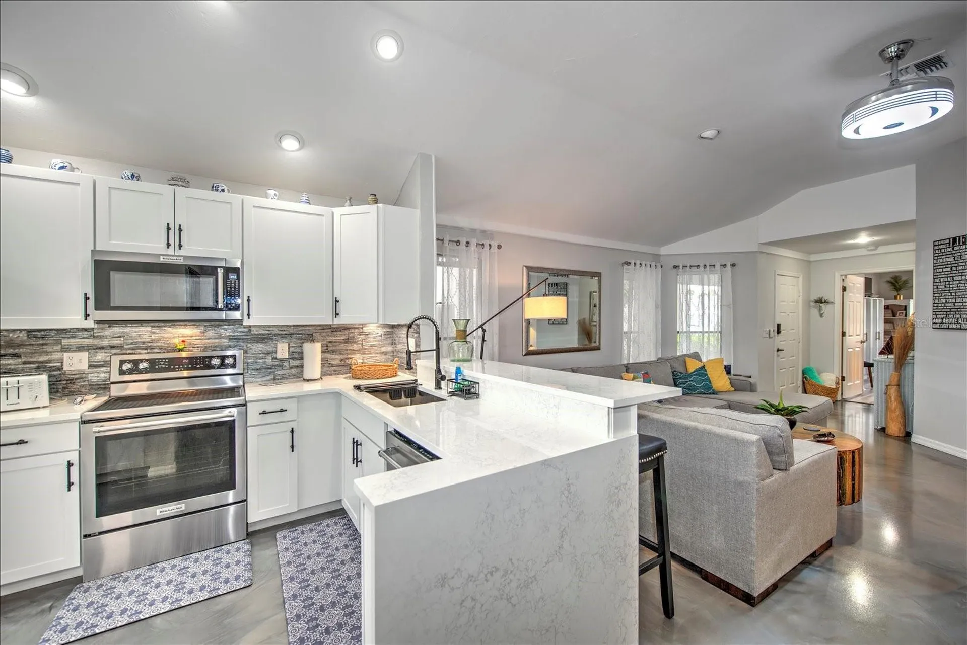13681 Admiral Court Fort Myers FL 33912