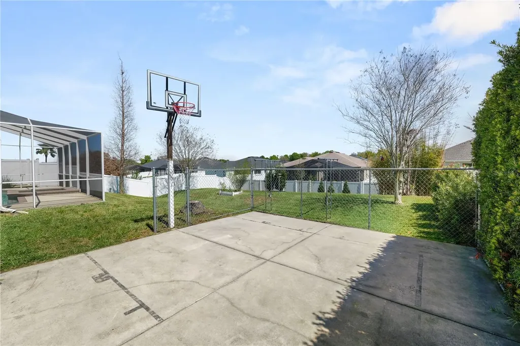 6756 Hartsworth Drive Lakeland FL 33813