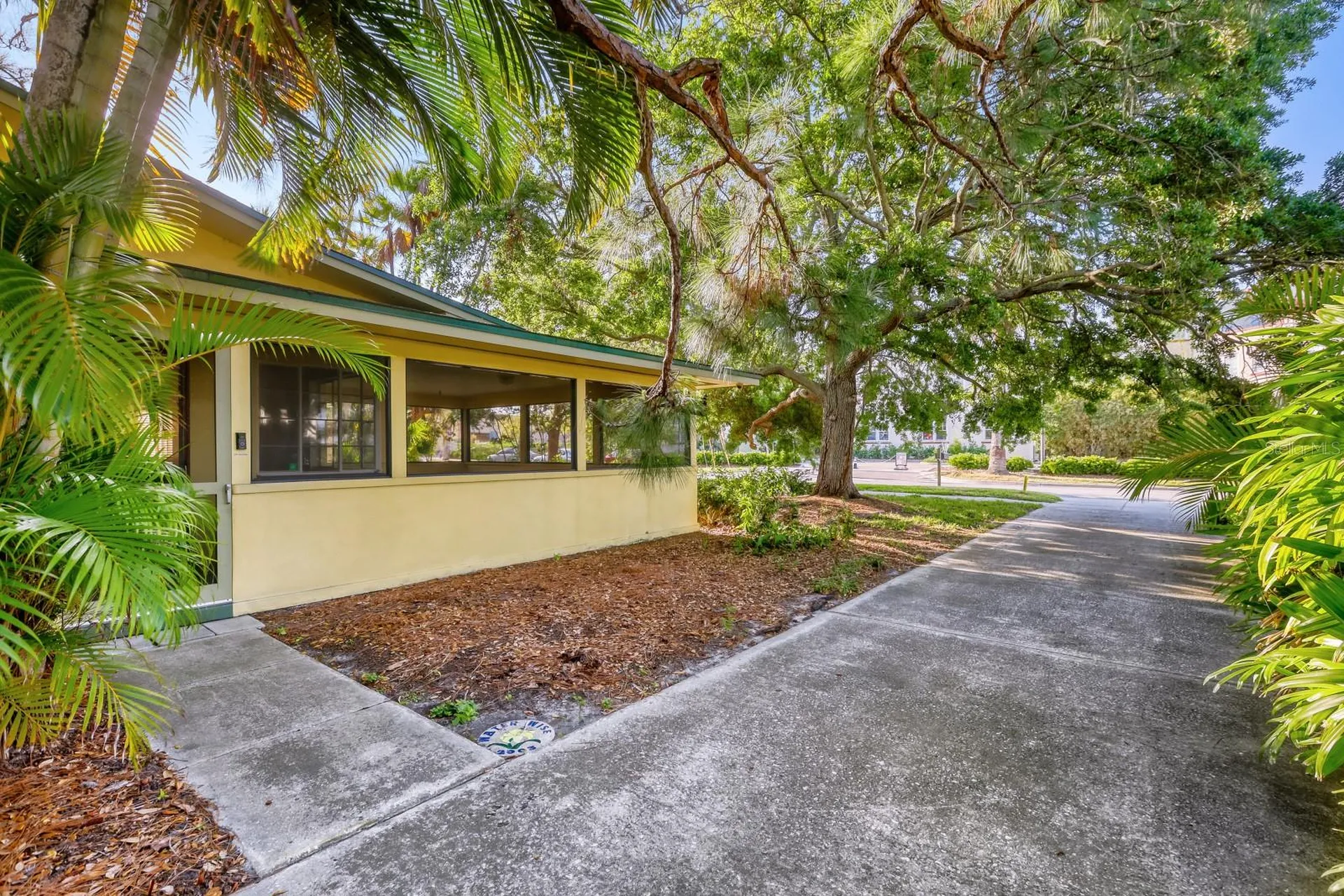 224 Lyndhurst Street Dunedin FL 34698
