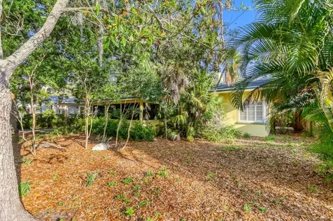 224 Lyndhurst Street Dunedin FL 34698