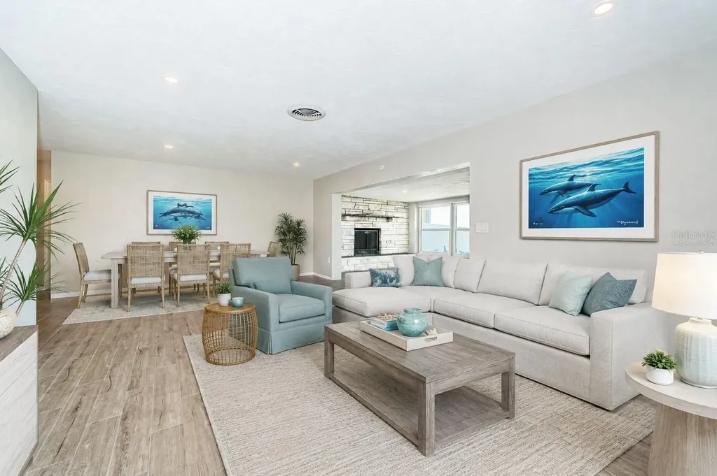 7927 11th Avenue S St Petersburg FL 33707