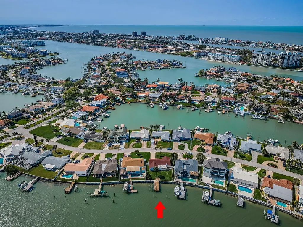 7927 11th Avenue S St Petersburg FL 33707