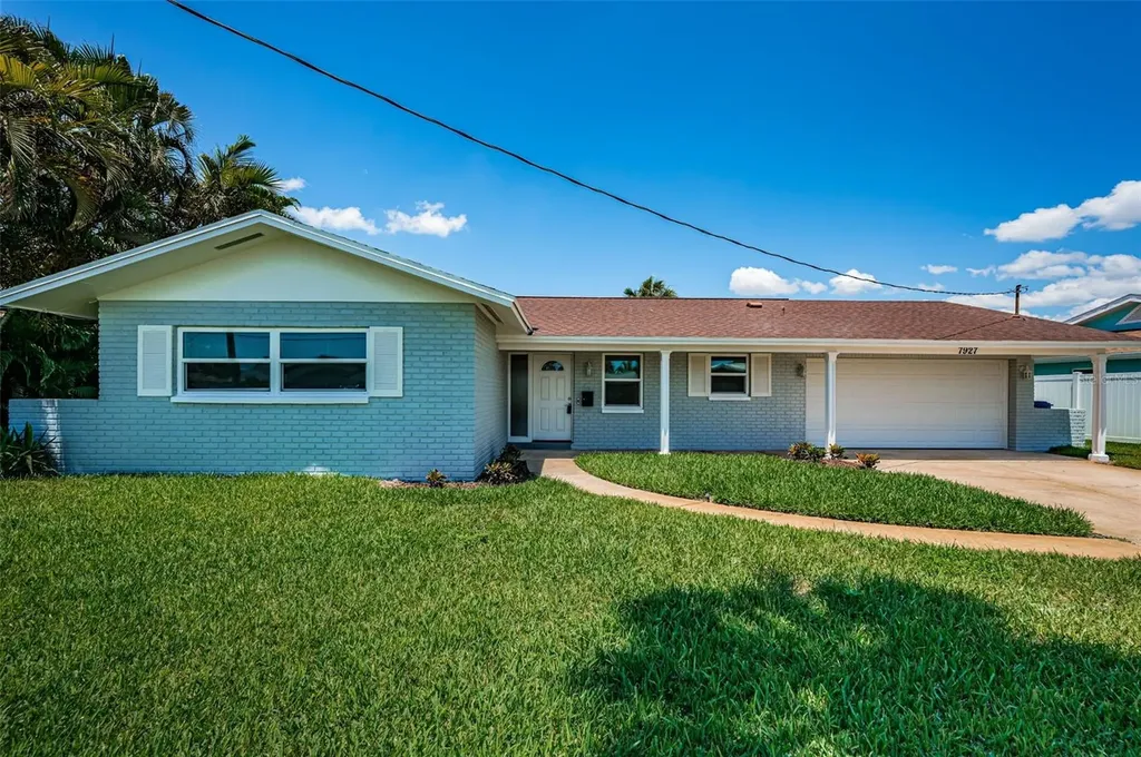 7927 11th Avenue S St Petersburg FL 33707
