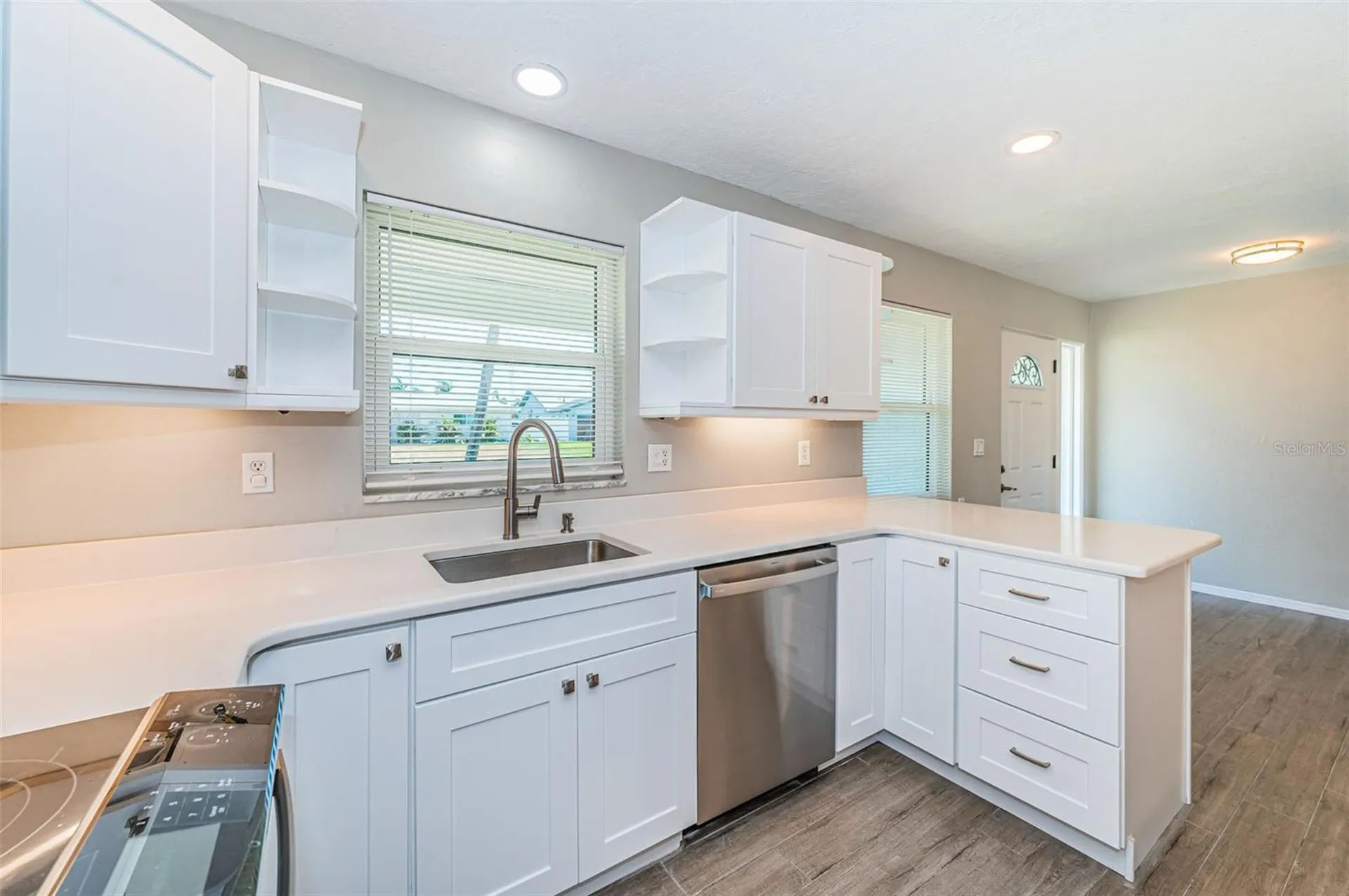7927 11th Avenue S St Petersburg FL 33707