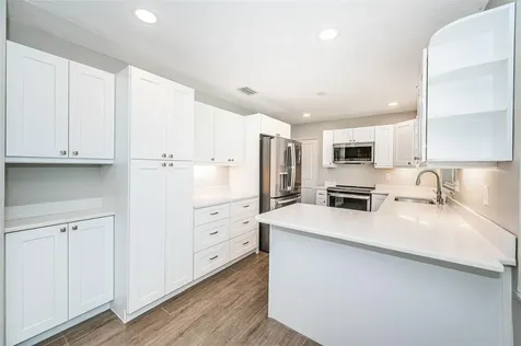7927 11th Avenue S St Petersburg FL 33707