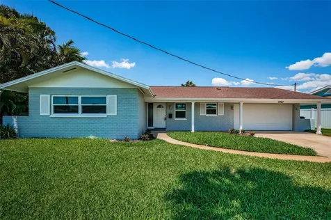 7927 11th Avenue S St Petersburg FL 33707