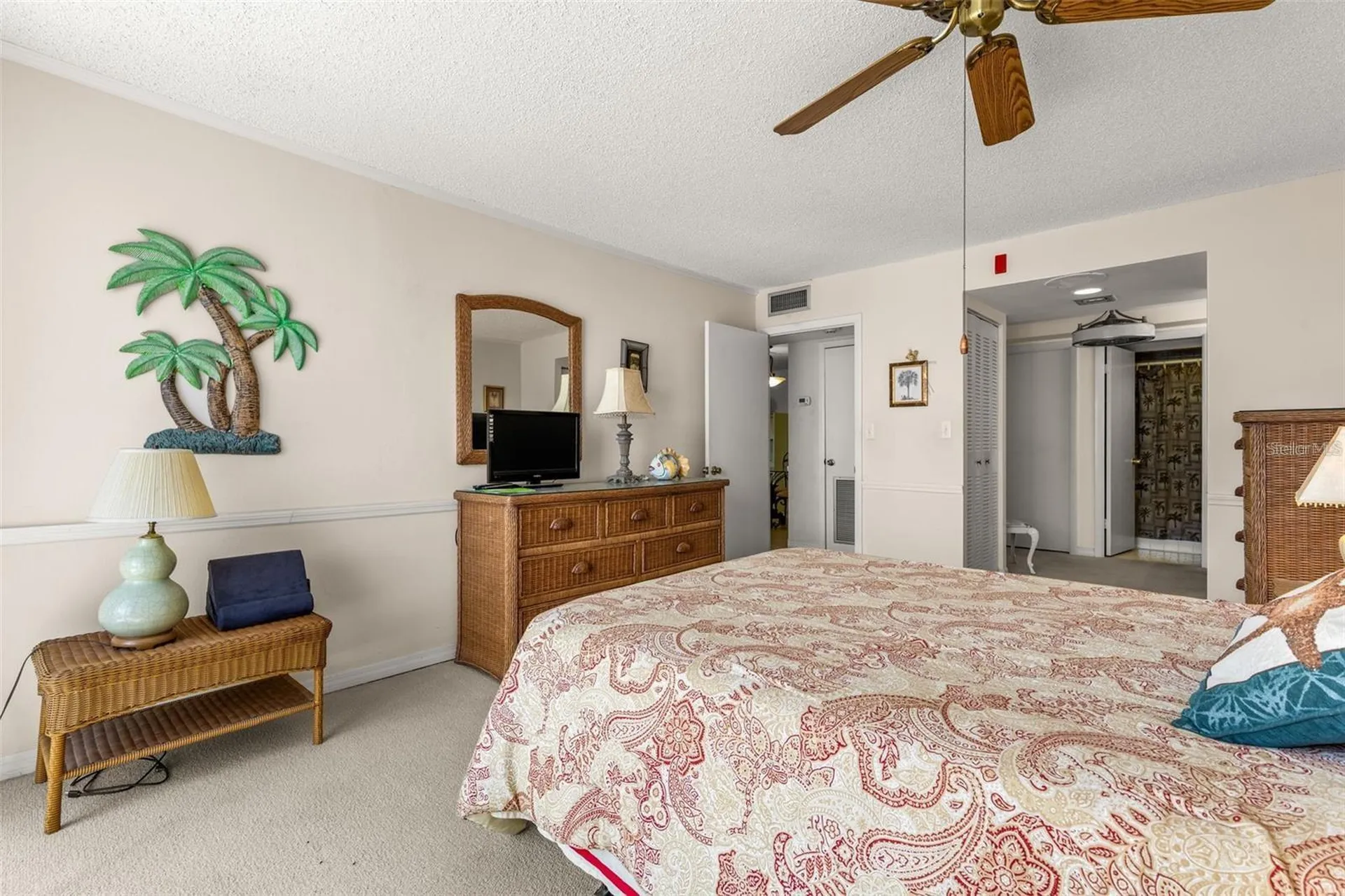 1 Key Capri Treasure Island FL 33706