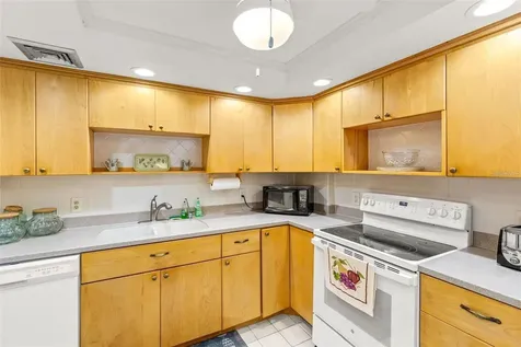 1 Key Capri Treasure Island FL 33706