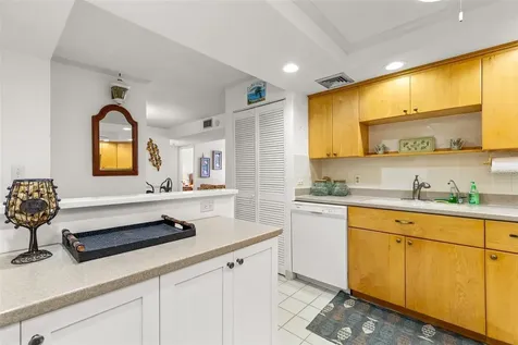 1 Key Capri Treasure Island FL 33706