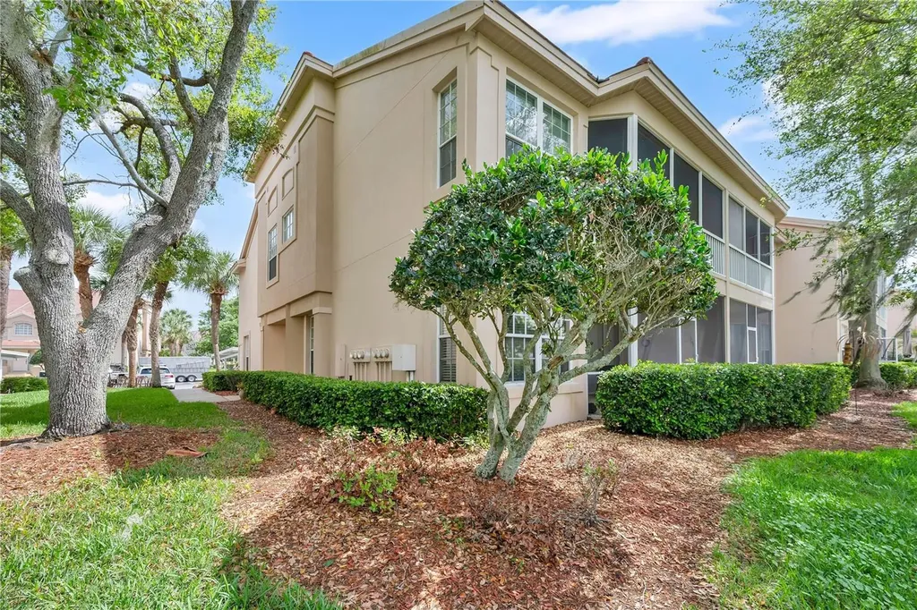 427 Enclave Place Lakeland FL 33803
