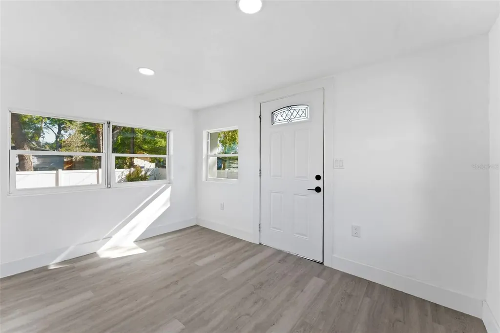 10124 N Hyacinth Avenue Tampa FL 33612