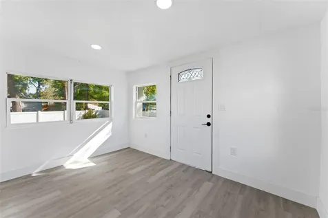 10124 N Hyacinth Avenue Tampa FL 33612