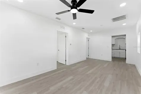 10124 N Hyacinth Avenue Tampa FL 33612