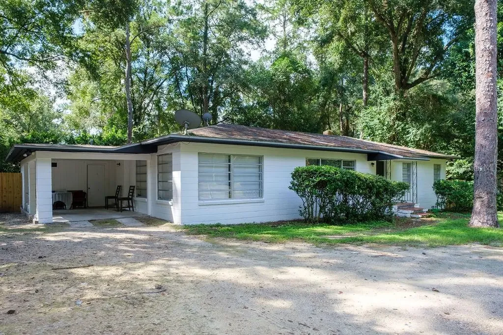 3035 W University Avenue Gainesville FL 32607