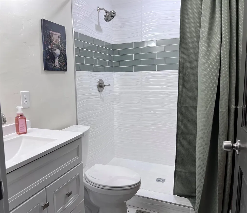 3035 W University Avenue Gainesville FL 32607