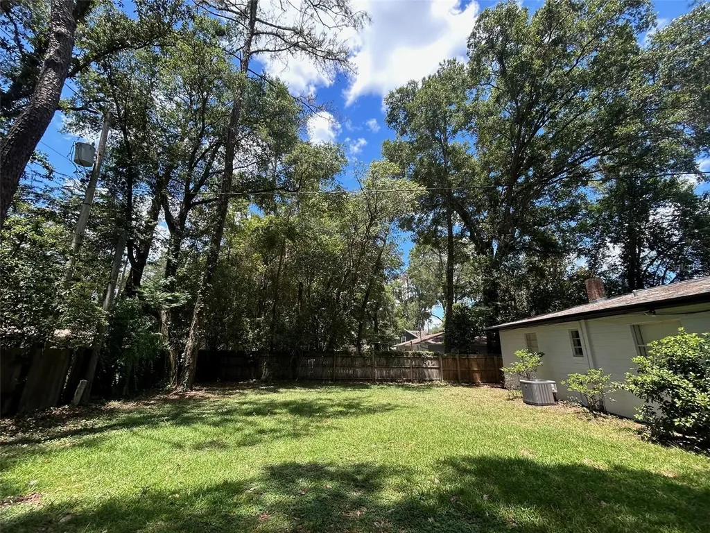 3035 W University Avenue Gainesville FL 32607