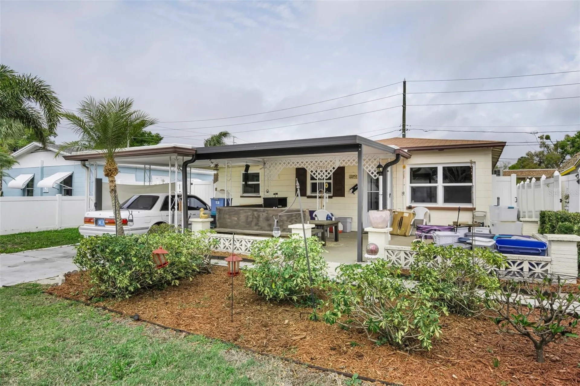 5769 Dartmouth Avenue N St Petersburg FL 33710
