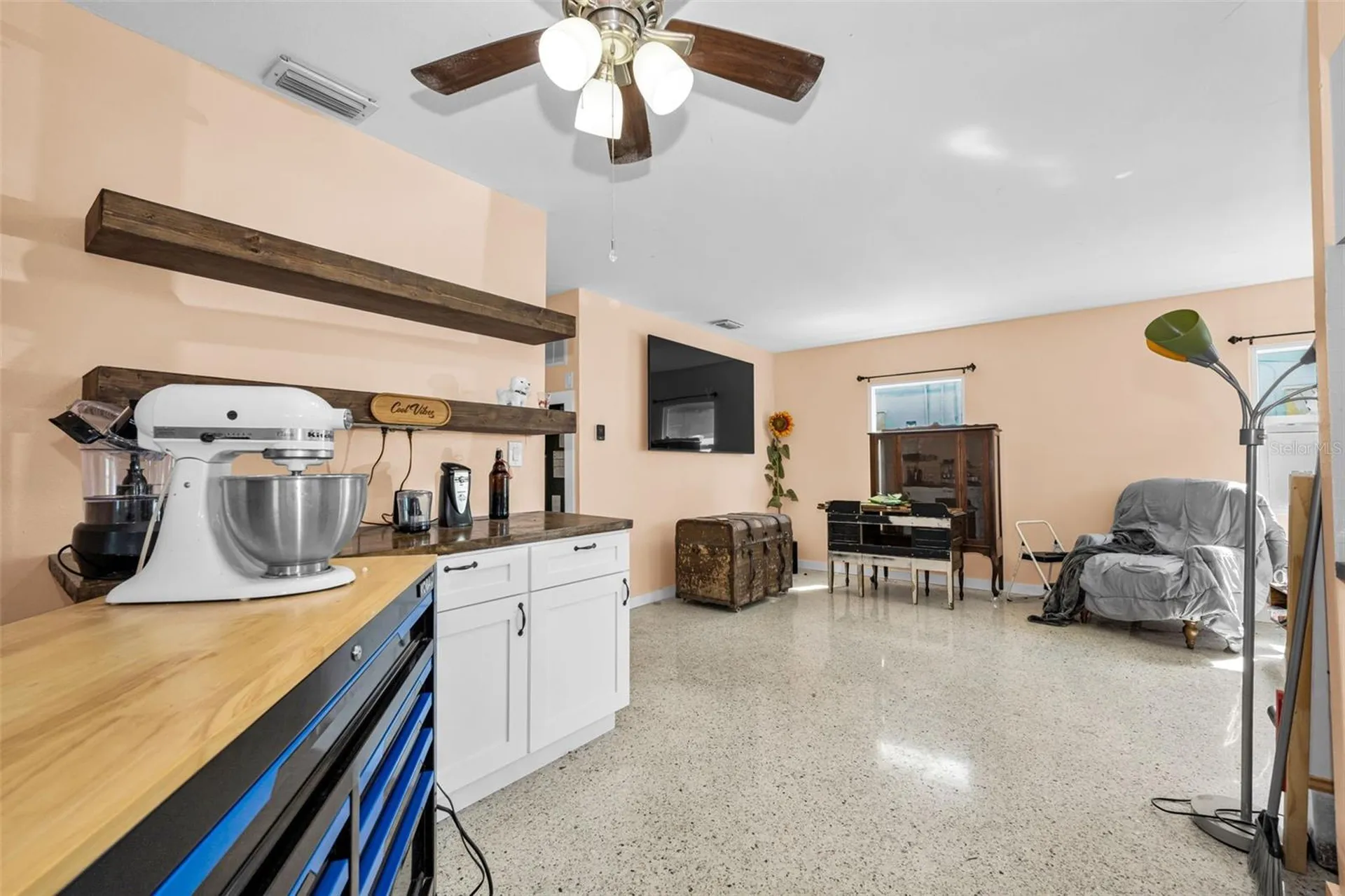 5769 Dartmouth Avenue N St Petersburg FL 33710