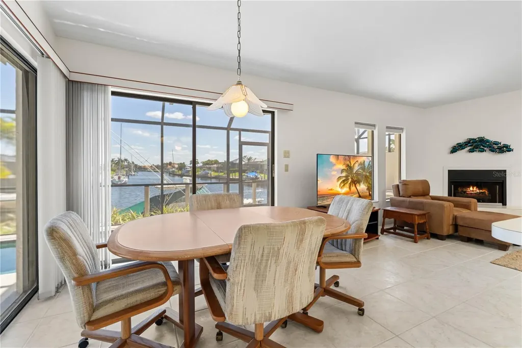 308 Colony Point Drive Punta Gorda FL 33950