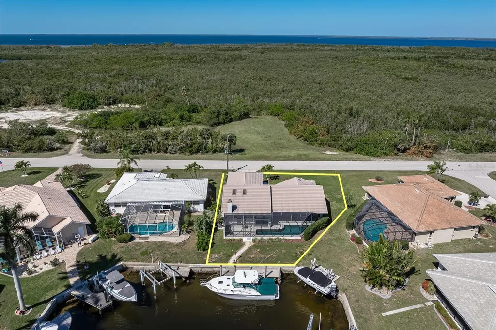 308 Colony Point Drive Punta Gorda FL 33950